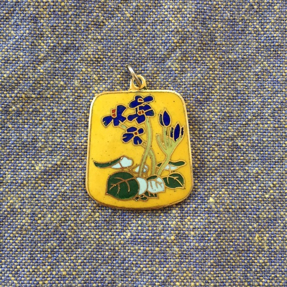 Jewelry - Enameled Flower Pendant